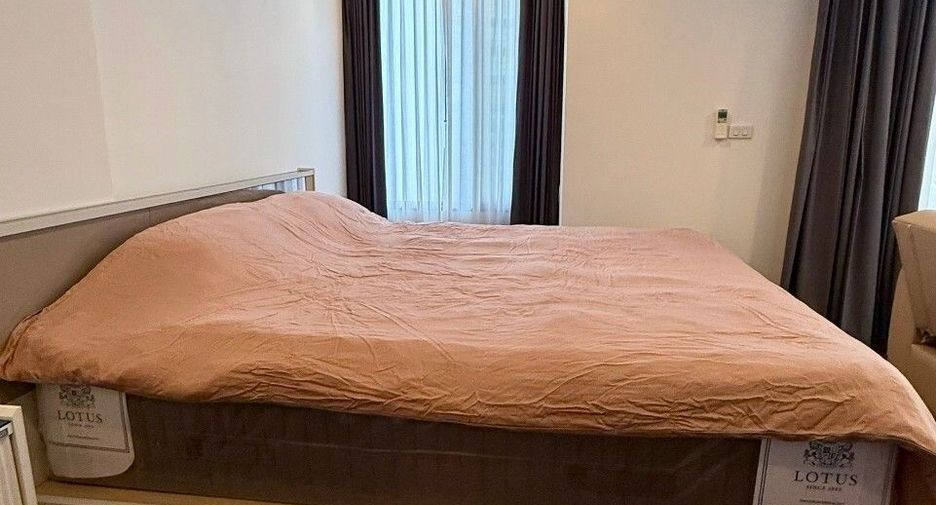 For rent 1 bed condo in Sathon, Bangkok