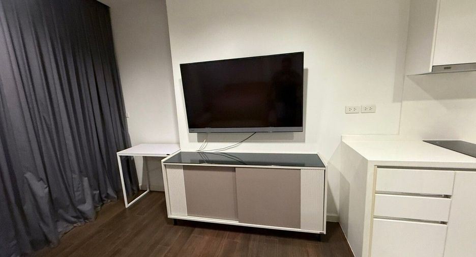 For rent 1 bed condo in Sathon, Bangkok