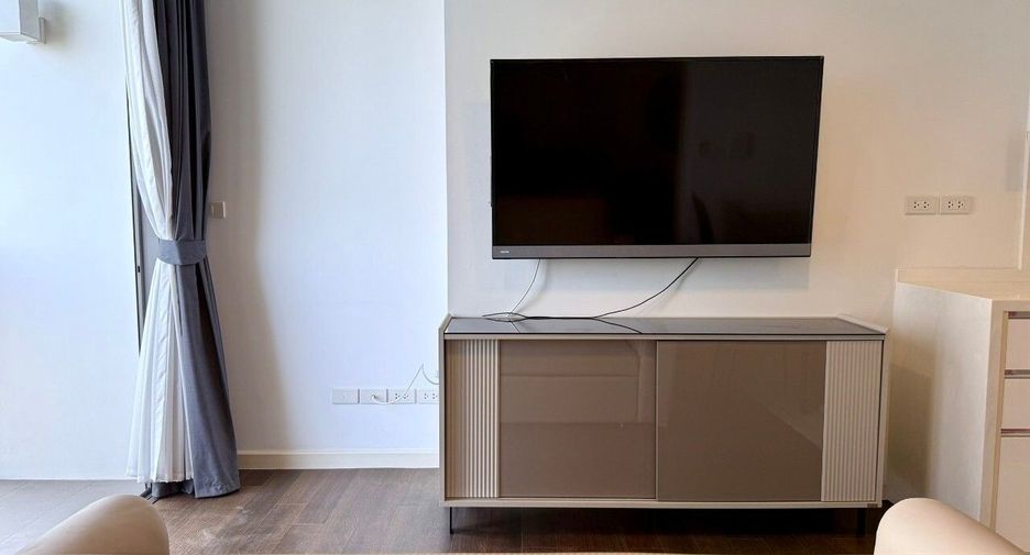 For rent 1 bed condo in Sathon, Bangkok