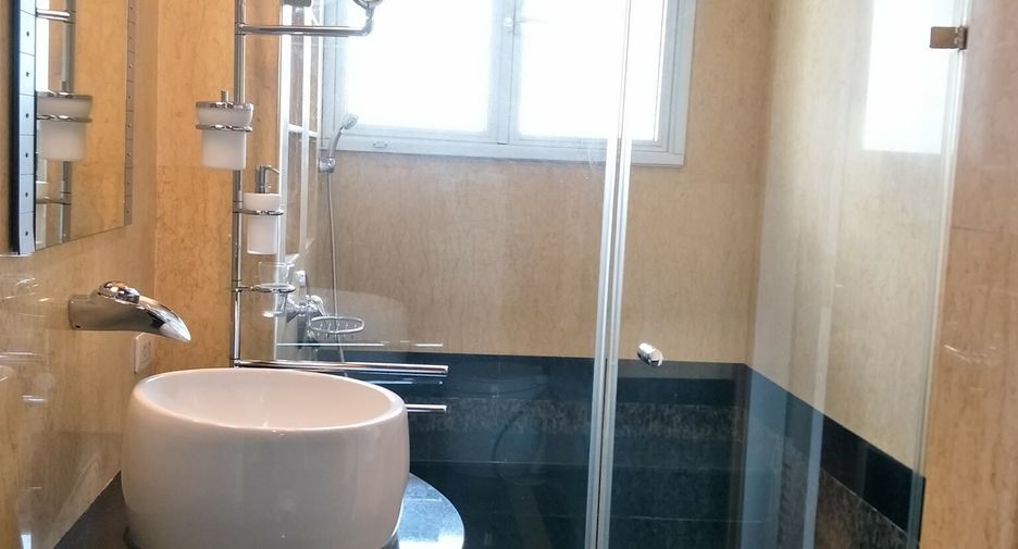Wohnung zur Miete mit 2 Zimmer in Watthana, Bangkok