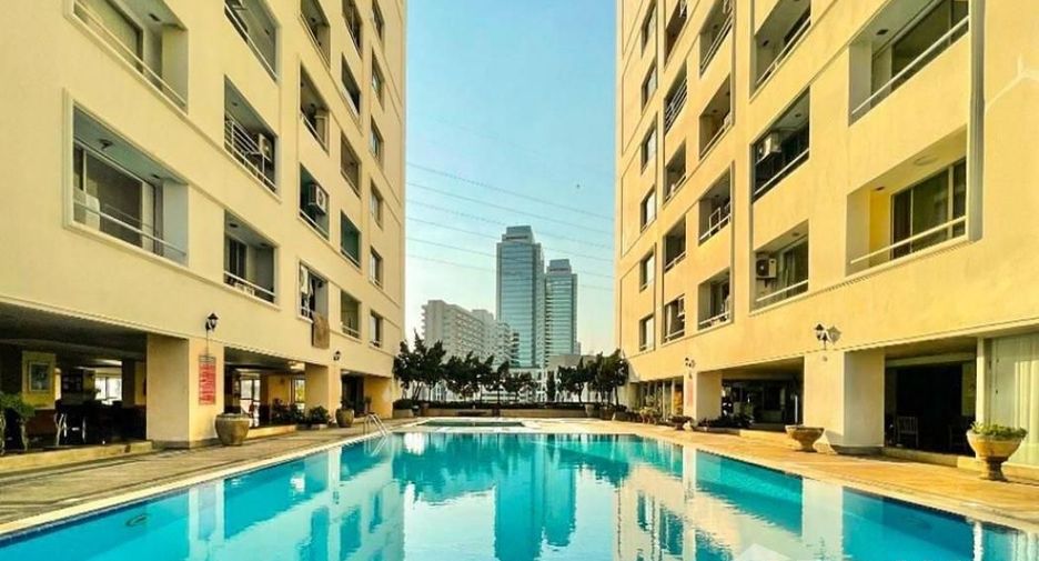 For rent 1 bed condo in Huai Khwang, Bangkok
