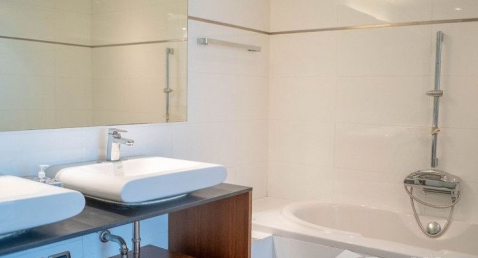 For rent 2 ベッドルーム condo in Phaya Thai, Bangkok