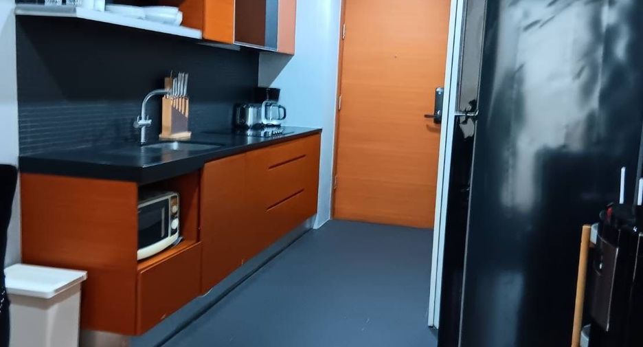 For rent 1 bed condo in Khlong Toei, Bangkok