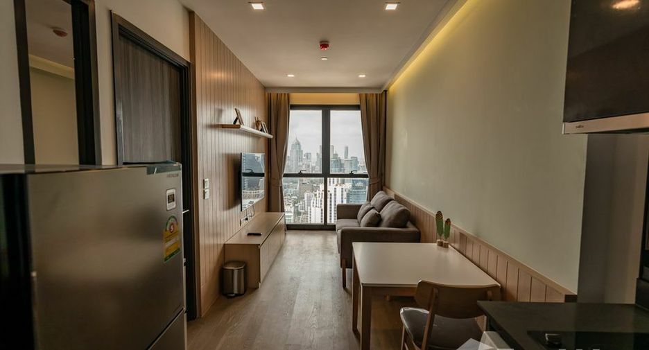 Condo en alquiler de 1 habitaciones en Khlong Toei, Bangkok