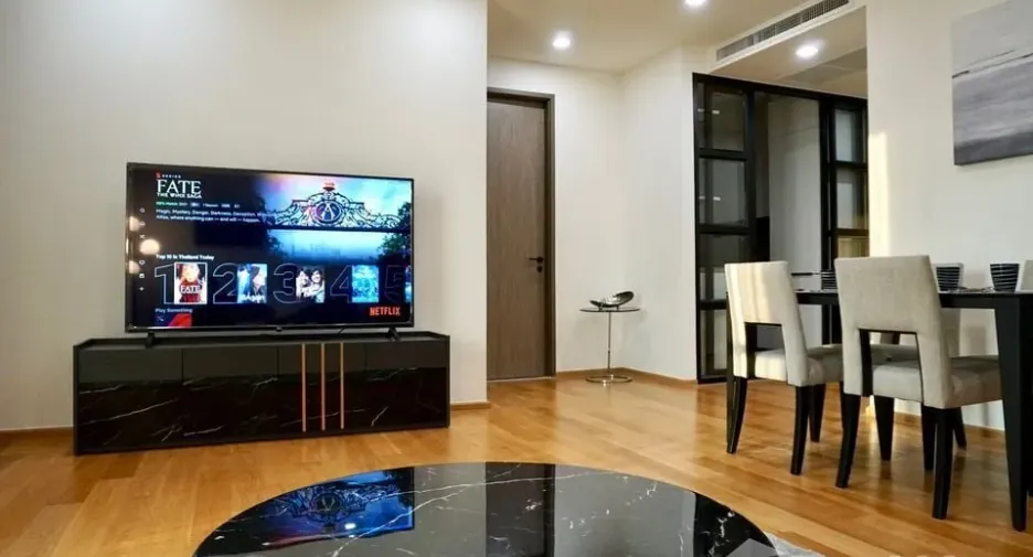 For rent 3 bedrooms condo in Khlong Toei, Bangkok