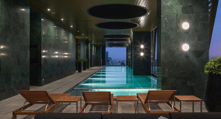 For rent 2 bedrooms condo in Watthana, Bangkok