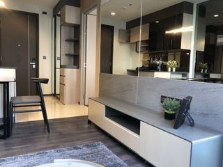 For rent 2 ベッドルーム condo in Watthana, Bangkok