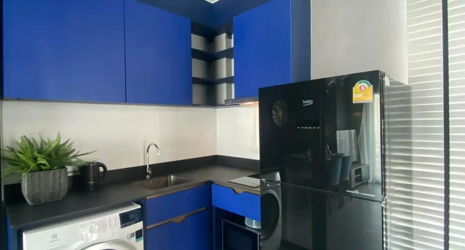 For rent 2 bedrooms condo in Watthana, Bangkok