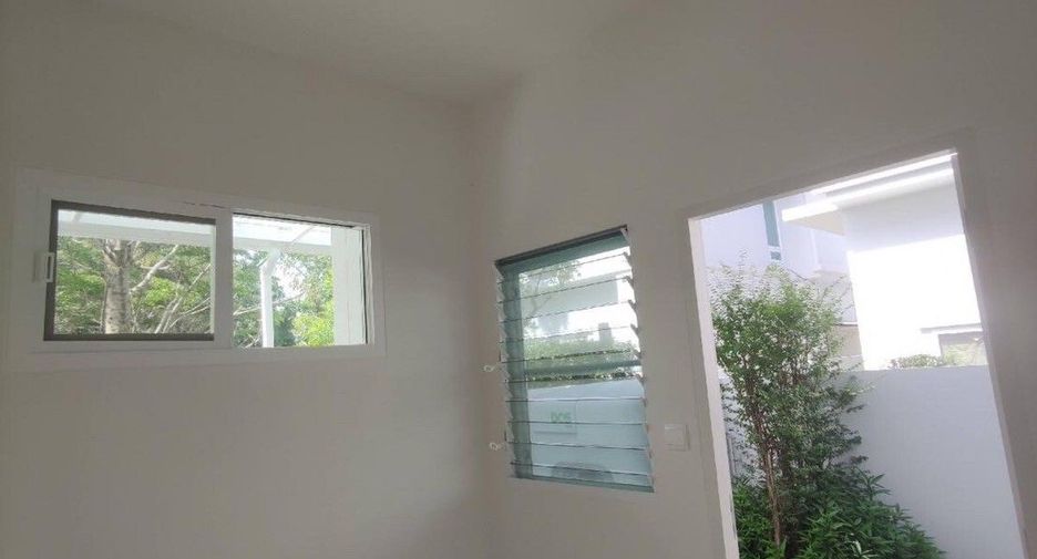 For rent 4 bedrooms house in Prawet, Bangkok
