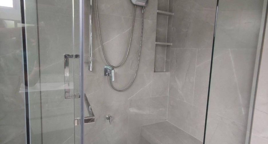 For rent 4 bedrooms house in Prawet, Bangkok