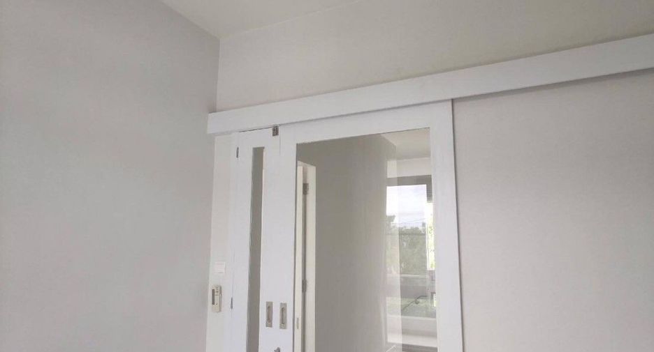 For rent 4 bedrooms house in Prawet, Bangkok