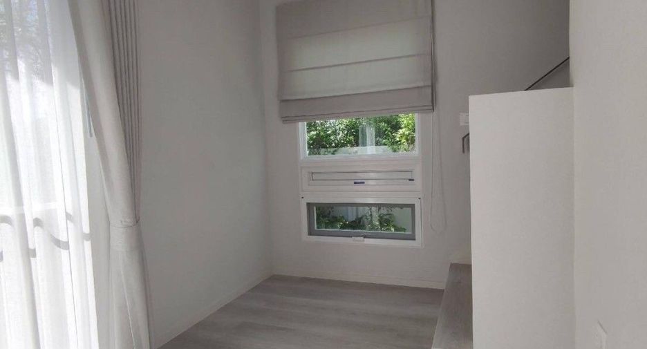 For rent 4 bedrooms house in Prawet, Bangkok