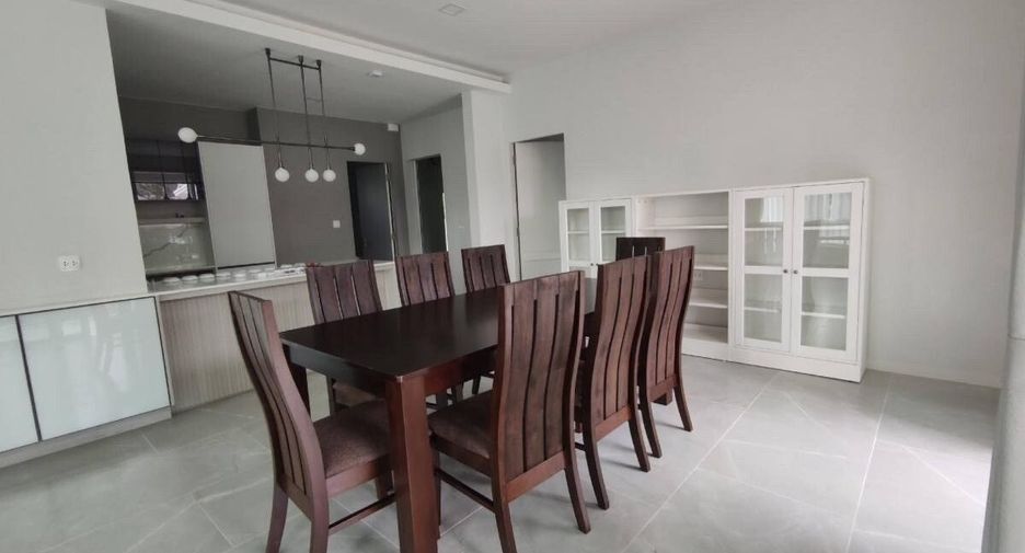 For rent 4 bedrooms house in Prawet, Bangkok