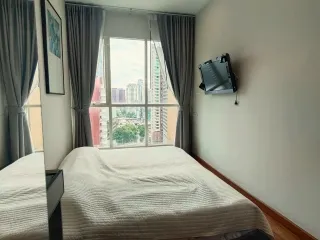 For rent 2 bedrooms condo in Pathum Wan, Bangkok