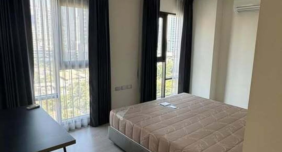 Condo en alquiler de 1 habitaciones en Khlong Toei, Bangkok