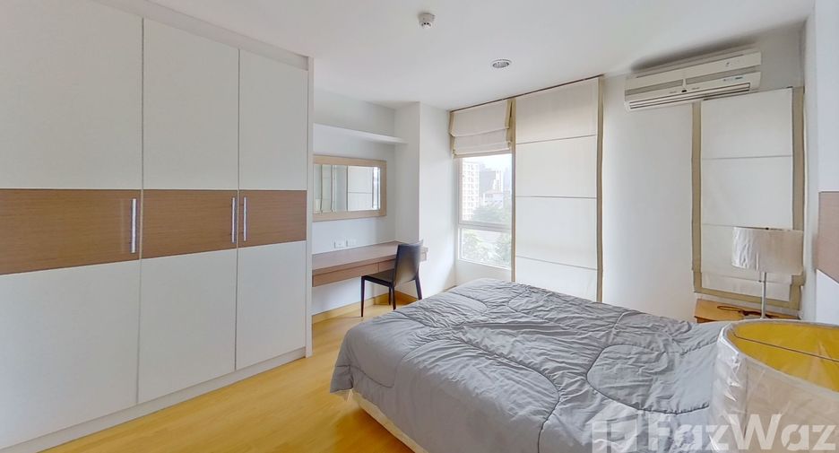 For rent 2 bedrooms condo in Khlong Toei, Bangkok