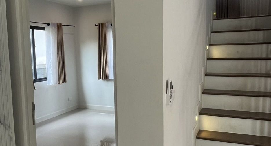 For rent 4 ベッドルーム house in Prawet, Bangkok