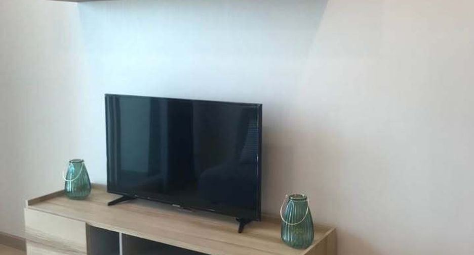 Condo en alquiler de 1 habitaciones en Yan Nawa, Bangkok