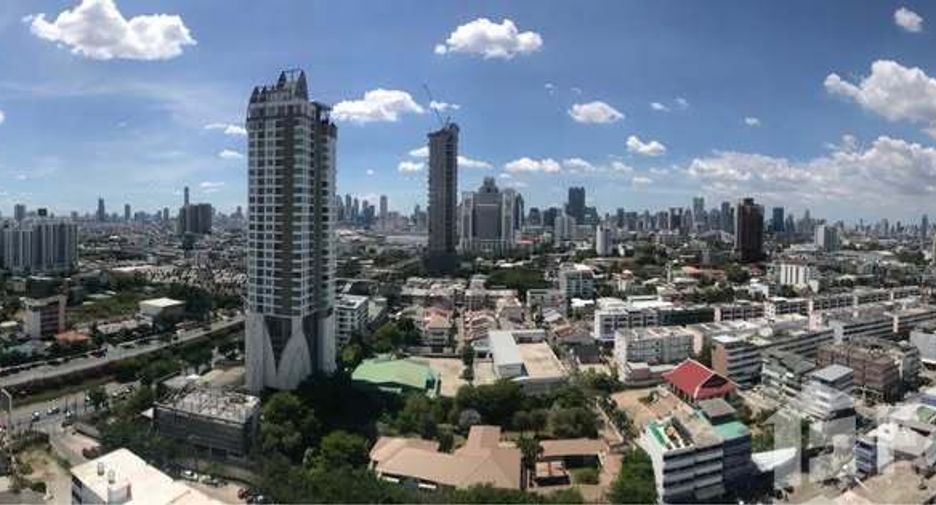 Condo en alquiler de 1 habitaciones en Yan Nawa, Bangkok
