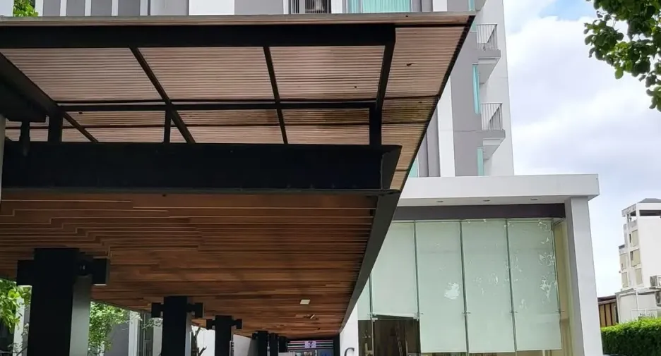 For rent 1 bed condo in Watthana, Bangkok