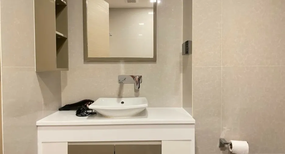 Condo en alquiler de 1 habitaciones en Khlong Toei, Bangkok