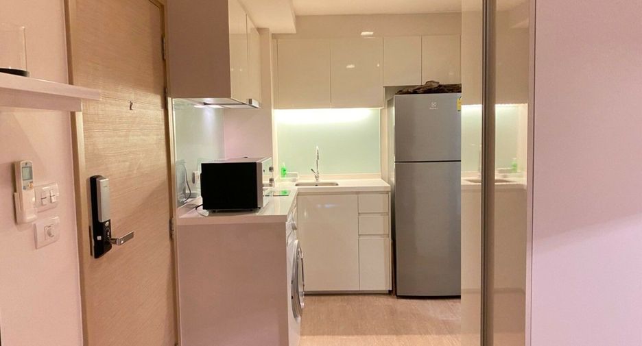 Condo en alquiler de 1 habitaciones en Khlong Toei, Bangkok