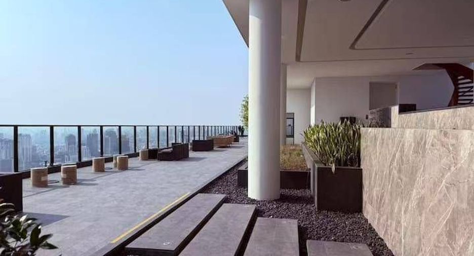 Condo en alquiler de 1 habitaciones en Huai Khwang, Bangkok