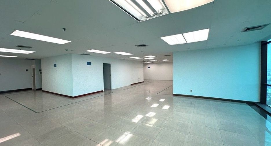 For rent office in Huai Khwang, Bangkok