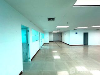 Büro zur Miete in Huai Khwang, Bangkok