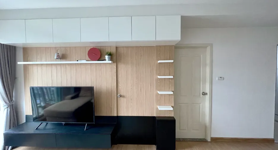 For rent 2 bedrooms condo in Bang Sue, Bangkok