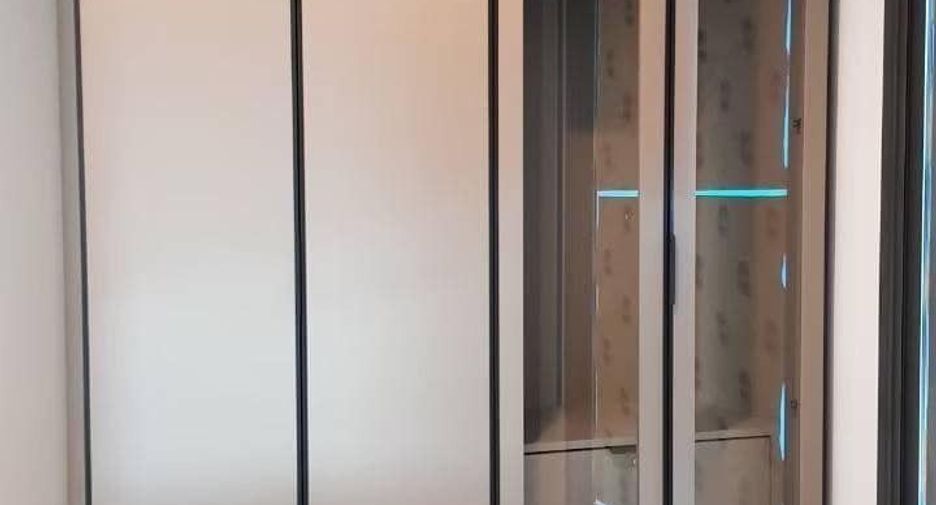 Wohnung zur Miete mit 1 Zimmer in Pathum Wan, Bangkok