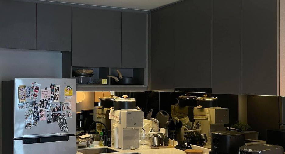 For rent 1 bed condo in Watthana, Bangkok