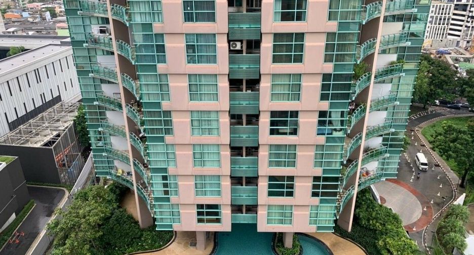 Condo en alquiler de 2 habitaciones en Bang Kho Laem, Bangkok