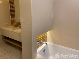 Condo en alquiler de 2 habitaciones en Bang Kho Laem, Bangkok