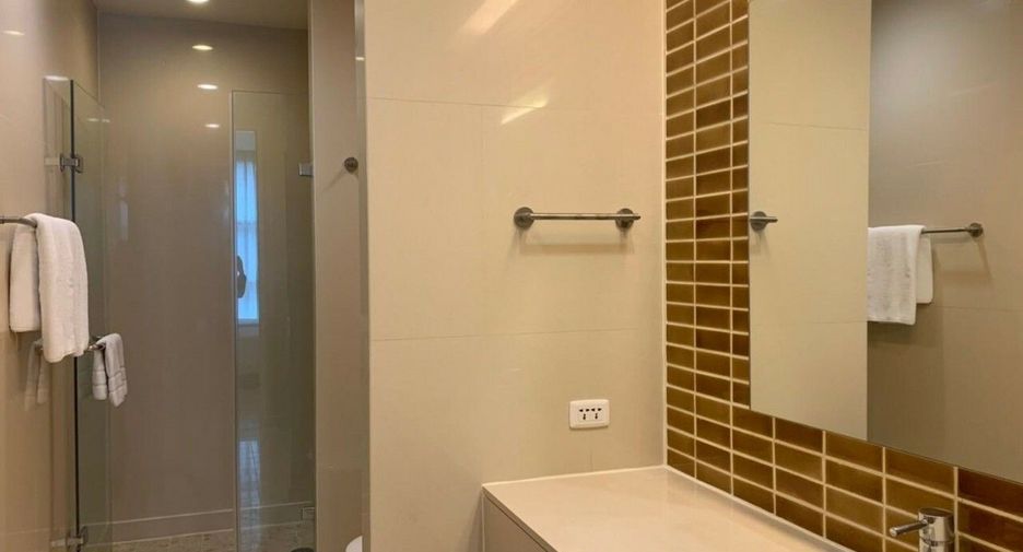 Condo en alquiler de 2 habitaciones en Bang Kho Laem, Bangkok