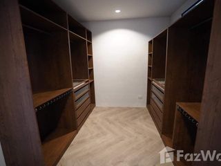 Аренда 3 спальни дом в Щаттхана, Бангкок