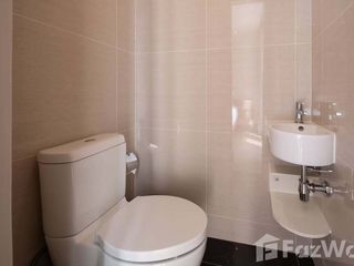 For rent studio condo in Khlong Toei, Bangkok