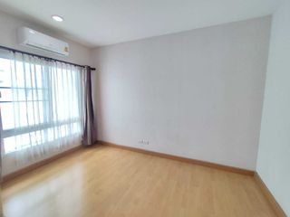 Reihenhaus zur Miete mit 4 Zimmer in Wang Thonglang, Bangkok