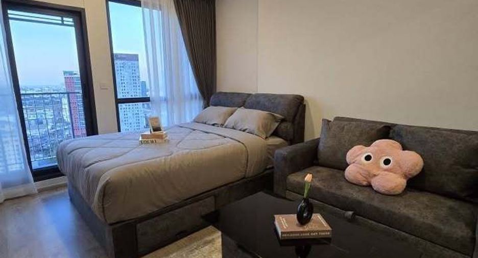 Wohnung zur Miete mit Studio in Watthana, Bangkok