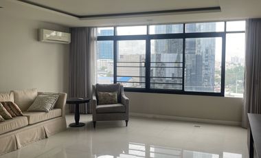 For rent 3 bedrooms apartment in Watthana, Bangkok