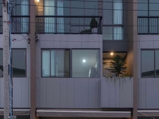 For rent 2 bedrooms townhouse in Saphan Sung, Bangkok
