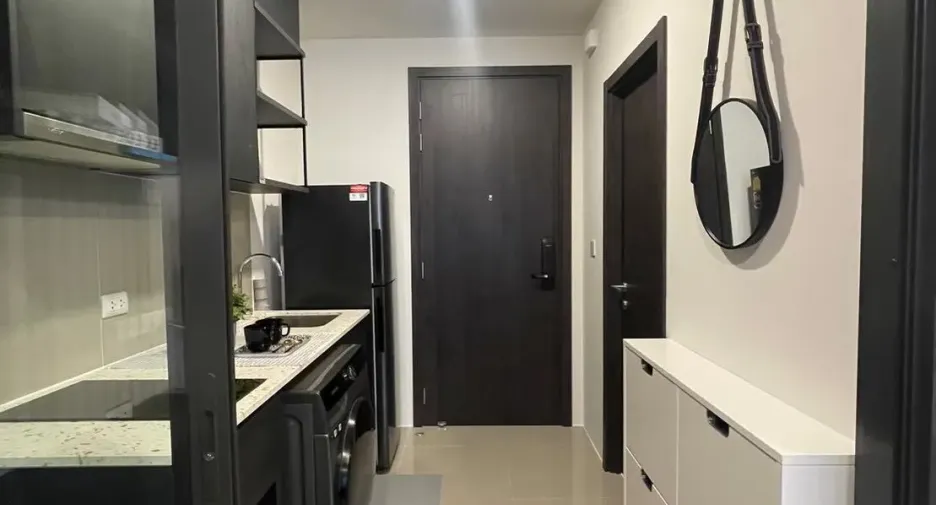 For rent 1 bed condo in Huai Khwang, Bangkok