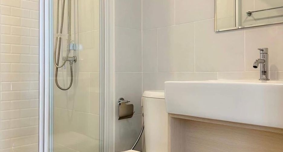 Condo en alquiler de 1 habitaciones en Wang Thonglang, Bangkok