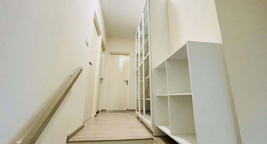 For rent 3 bedrooms townhouse in Prawet, Bangkok