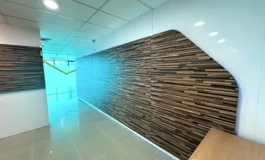 Büro zur Miete in Huai Khwang, Bangkok