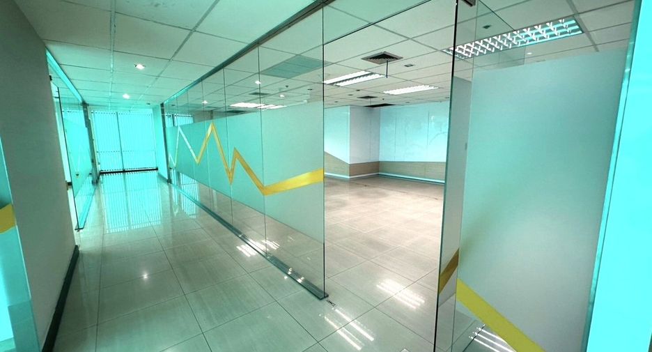 For rent office in Huai Khwang, Bangkok