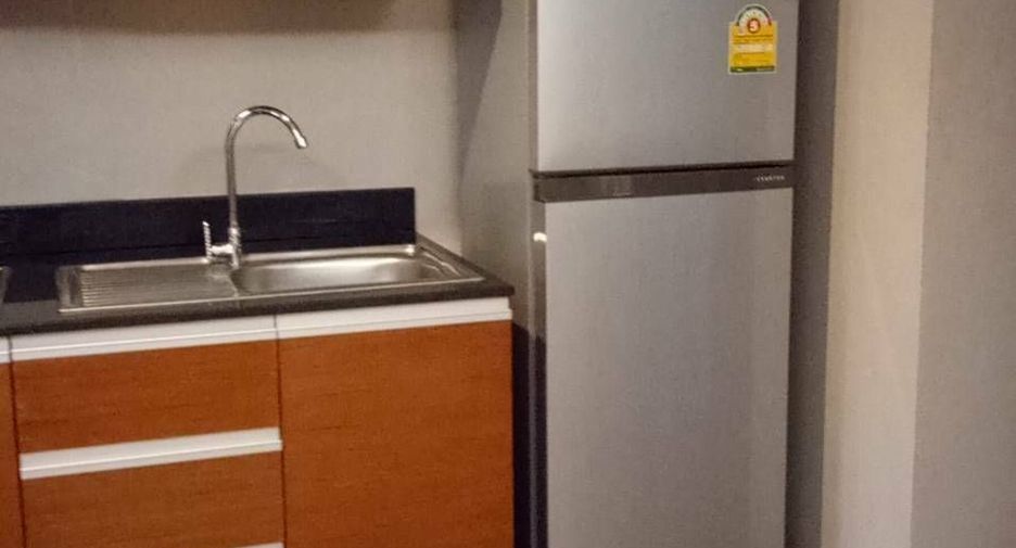 Wohnung zur Miete mit 1 Zimmer in Phra Khanong, Bangkok