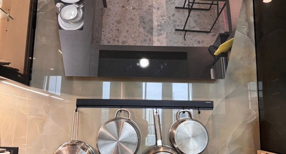 Condo en alquiler de 1 habitaciones en Pathum Wan, Bangkok