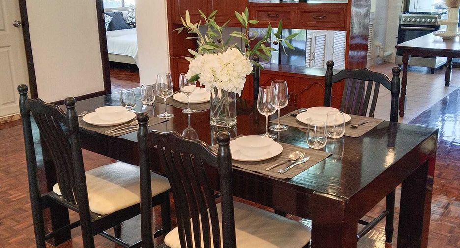For rent 3 bedrooms condo in Watthana, Bangkok