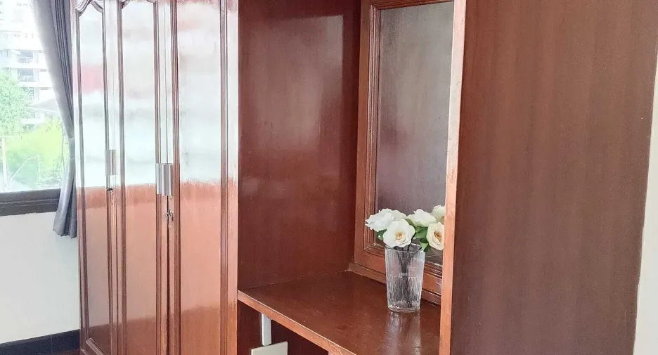 For rent 3 bedrooms condo in Watthana, Bangkok